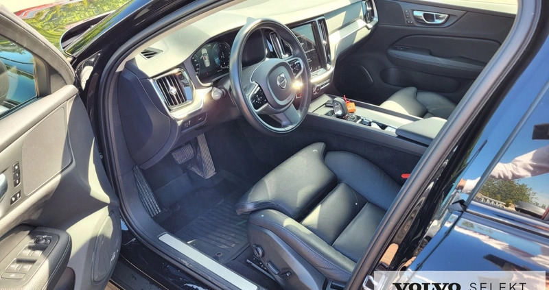 Volvo V60 Cross Country cena 179900 przebieg: 38000, rok produkcji 2021 z Szczekociny małe 497